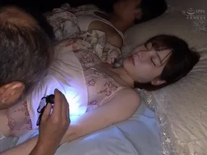 Cậu học trò làm liều phang luôn cô giáo nào ngờ gặp phải “thần dâm”