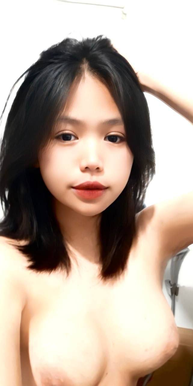 Tên bảo vệ nghèo trả bài quý cô đại gia trên siêu xe